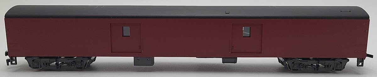 AHM 6547-26 HO Scale Unmarked Smooth Sided Baggage Car EX/Box