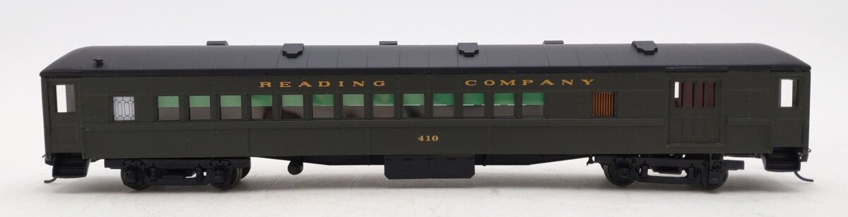 The Bethlehem Car Works BCW5220-03 HO Scale Reading Combine Car #410 LN/Box