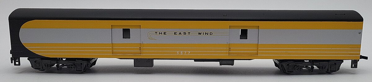 Rivarossi 5632/0 HO The East Wind Passenger Car #5577 EX/Box