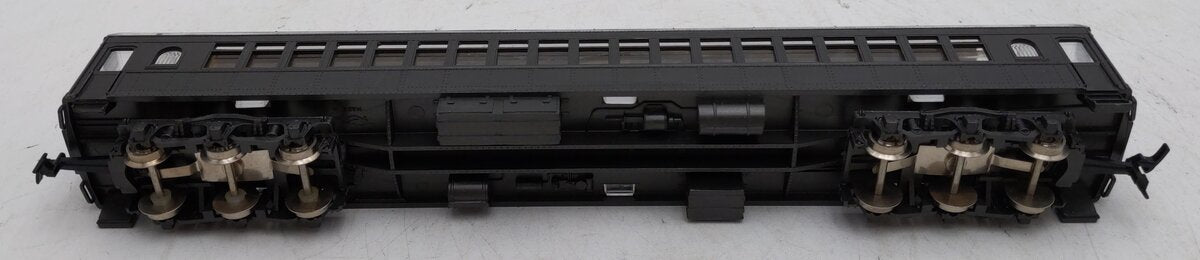 AHM 6305-NF HO Coach Car LN/Box