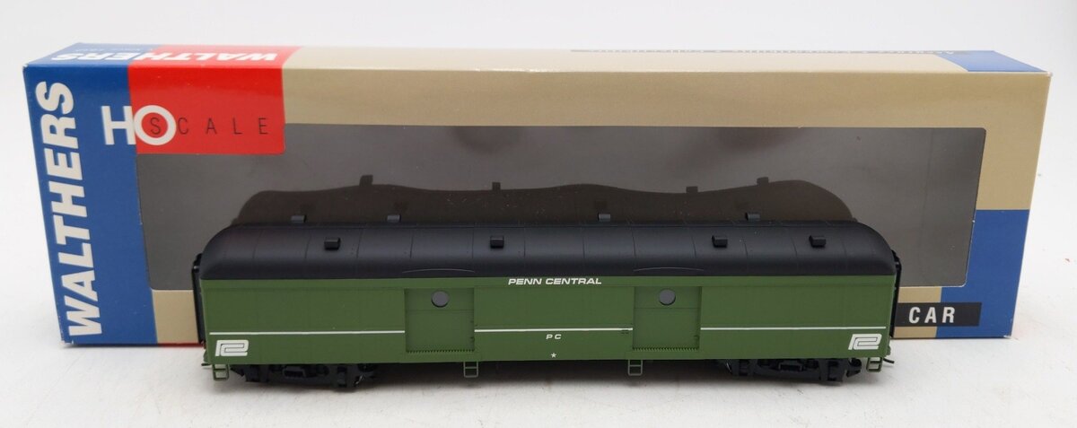 Walthers 932-5875 HO Scale Penn Central B60B Baggage Car LN/Box