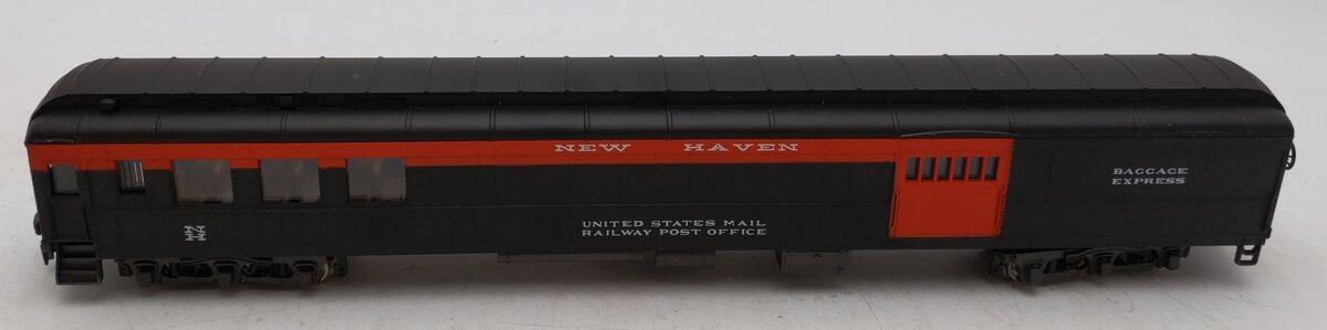 AHM 6322 HO New Haven Baggage Express Car LN/Box