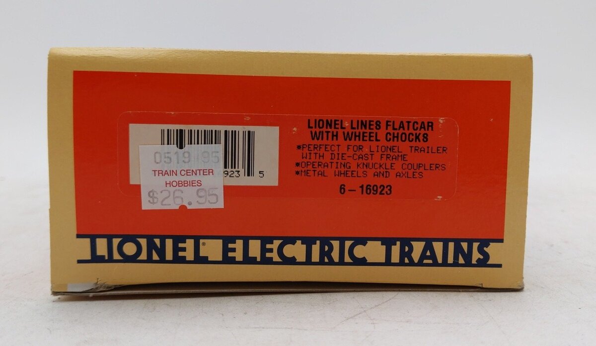 Lionel 6-16923 O Gauge Lionel Lines Flatcar with Gray Chocks LN/Box