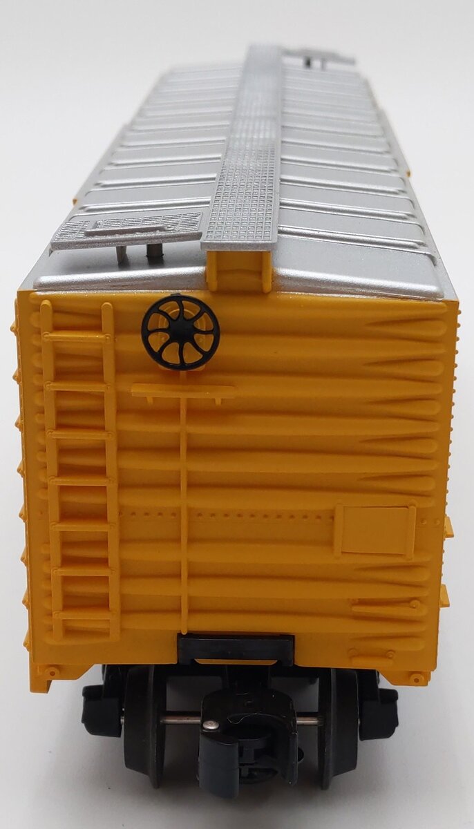 Lionel 6-17303 O Gauge Chesapeake and Ohio Reefer Car EX/Box
