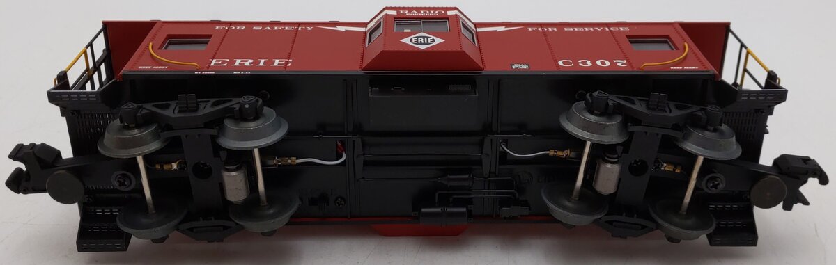 Lionel 6-17644 O Gauge Erie Bay Window Lighted Caboose w/Smoke #C307 EX/Box
