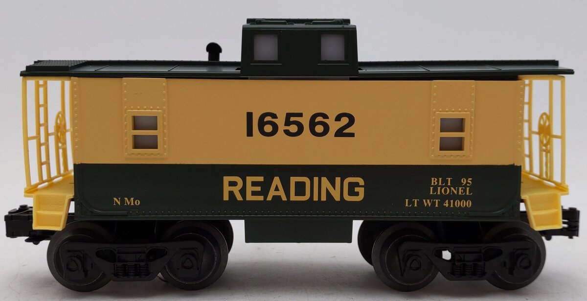 Lionel 6-16562 O Gauge Reading Center Cupola Illuminated Caboose EX/Box