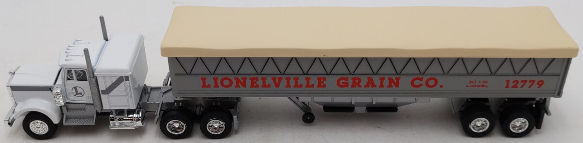 Lionel 6-12779 O Gauge Lionelville Grain Co. Tractor & Grain Rig EX/Box