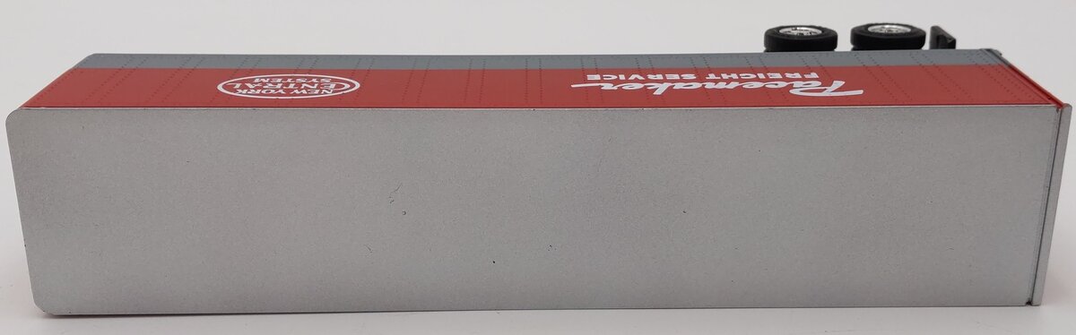 Lionel 6-16335 O New York Central Flatcar w/Trailer EX/Box