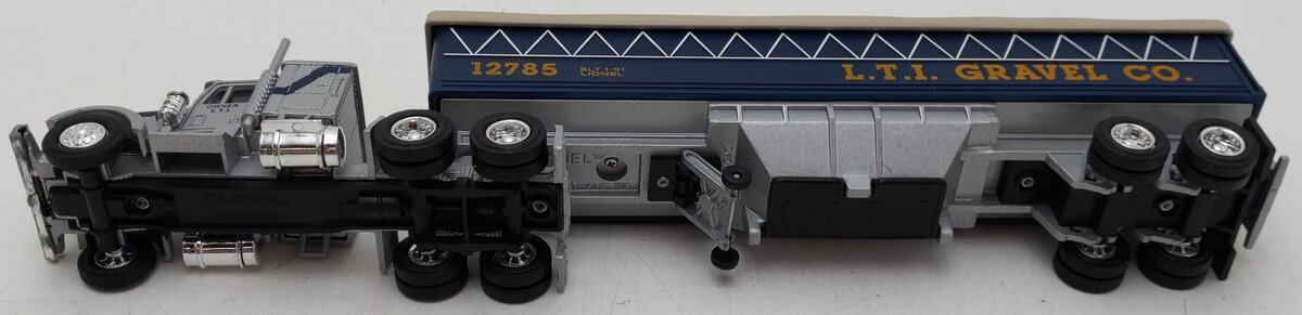 Lionel 6-12785 O Gauge Lionel Gravel Company Tractor & Gravel Truck EX/Box