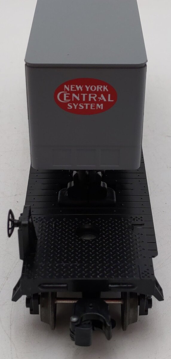 Lionel 6-16925 O Gauge New York Central Flat Car with Trailer EX/Box