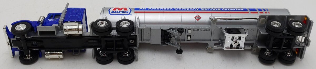 Lionel 6-12869 O Gauge Marathon Tractor & Tanker Truck EX/Box