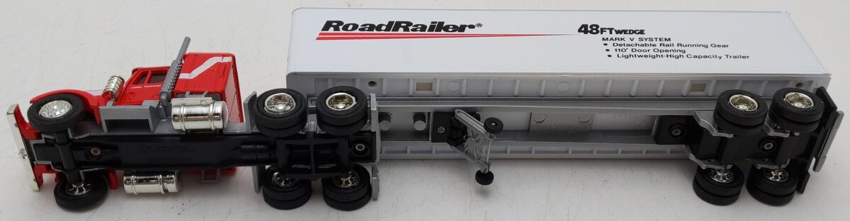 Lionel 6-12833 O 1:48 Scale RoadRailer Tractor & Trailer Truck EX/Box