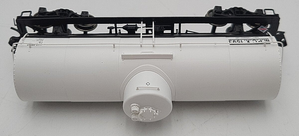 Proto 2000 920-31551 HO Scale Magnolia Petroleum Company Tank Car #1593 LN/Box