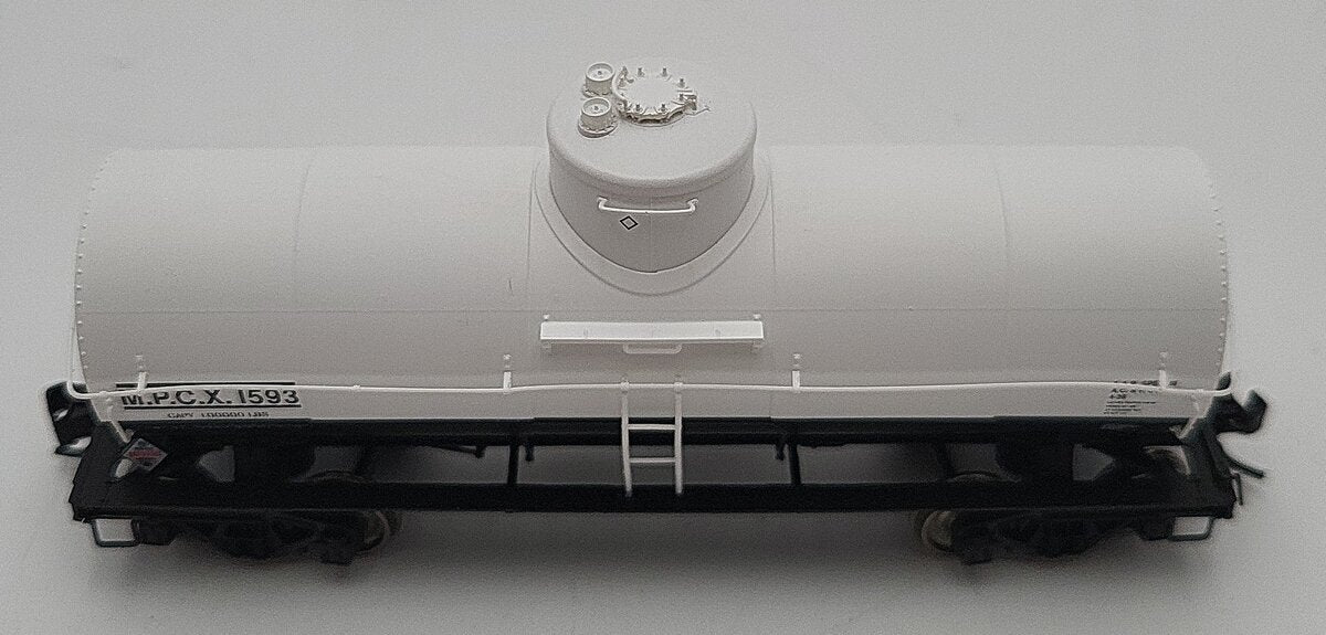 Proto 2000 920-31551 HO Scale Magnolia Petroleum Company Tank Car #1593 LN/Box