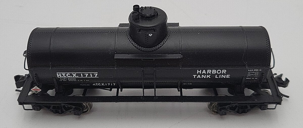 Proto 2000 1717 HO Harbor Tank Line 8,000 Gallon Type 21 Riveted Tank Car EX/Box