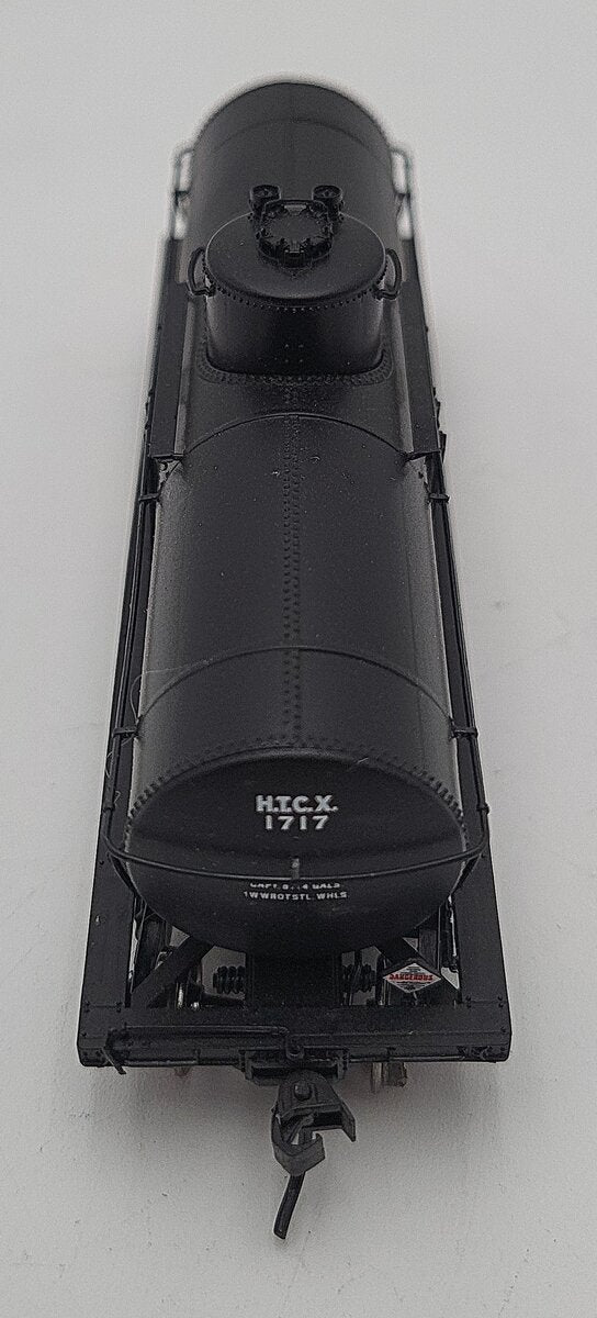 Proto 2000 1717 HO Harbor Tank Line 8,000 Gallon Type 21 Riveted Tank Car EX/Box