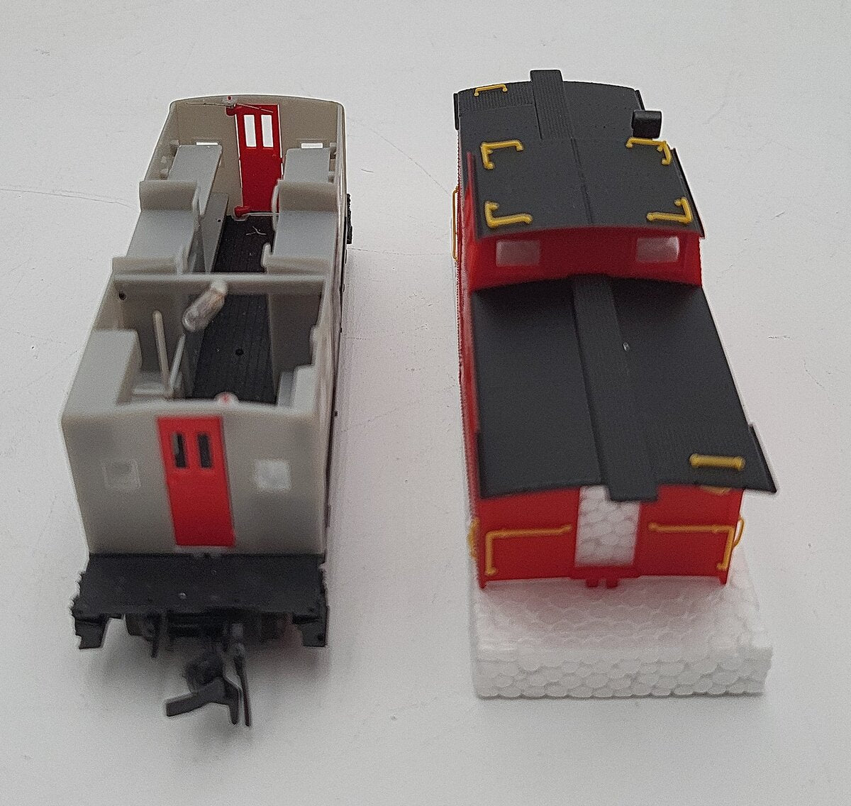 Proto 2000 8235 HO P&WV Virginia Steel Center Cupula Caboose #827 LN/Box