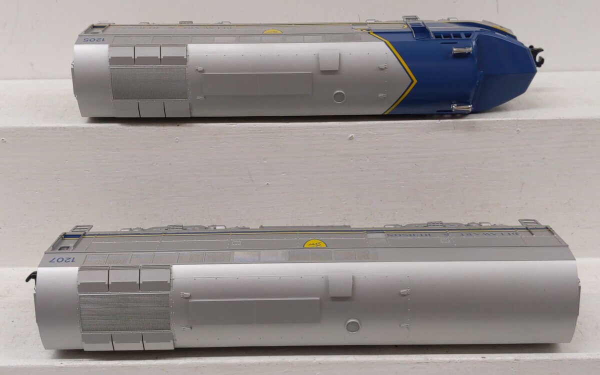 Weaver 1205 D&H Baldwin Sharknose AB Diesel Locomotive Set #1207/1205 (3Rail) LN/Box