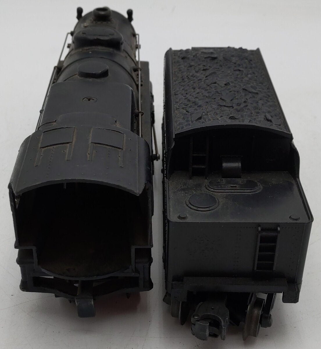 Lionel 2035 Vintage O 2-6-4 Die-Cast Postwar Steam Locomotive with 6466W Tender VG