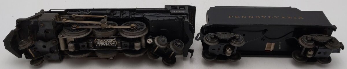 Lionel 2035 Vintage O 2-6-4 Die-Cast Postwar Steam Locomotive with 6466W Tender VG