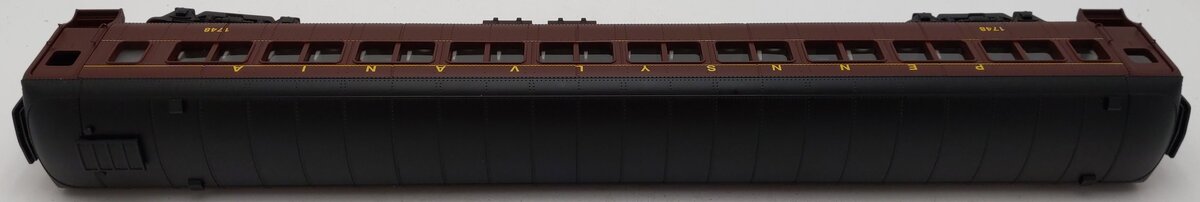 Weaver O Scale Pennsylvania Coach Passenger Car w/ Metal Wheels #1748 EX