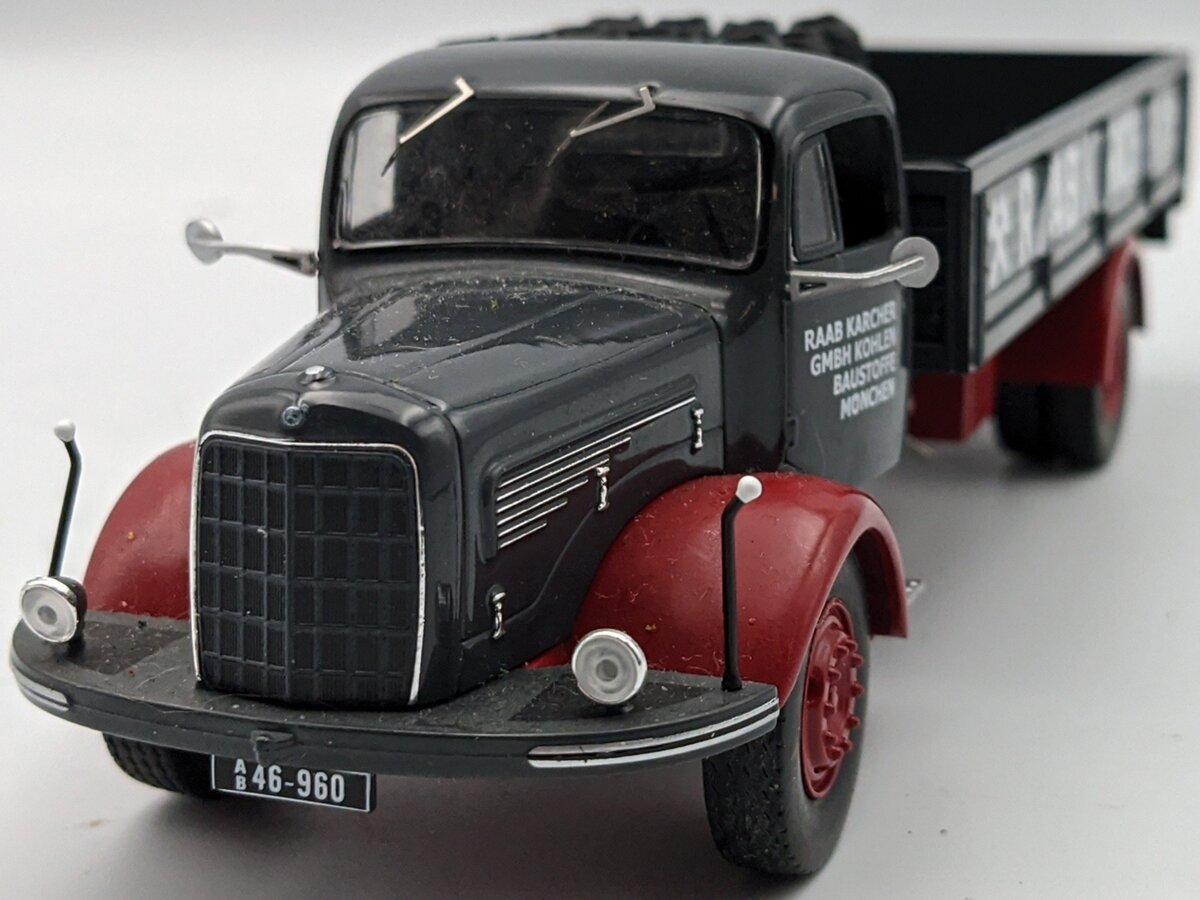 IXO Models 1:43 Mercedes-Benz L-325 Raab Karcher Flatbed Truck LN