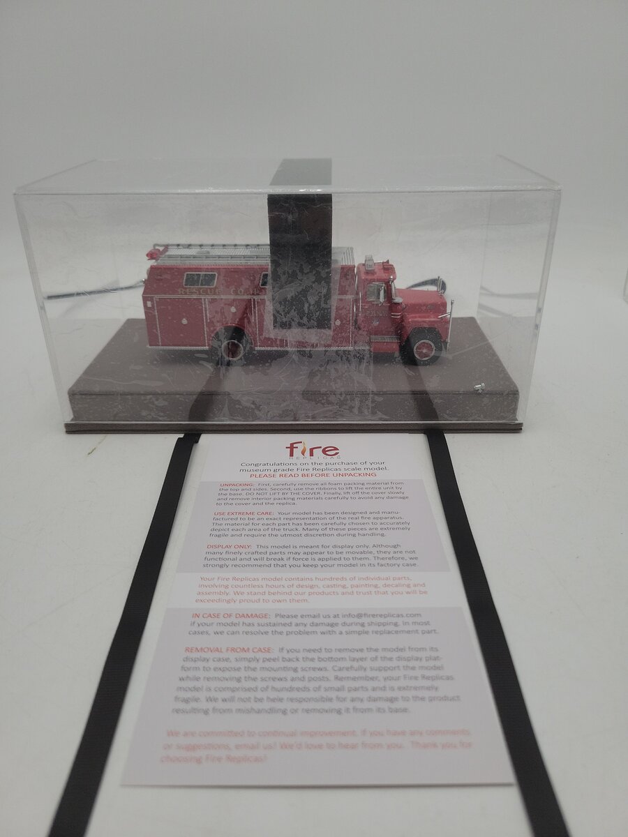 Fire Replicas FR131-4 1:50 Scale Queens FDNY 1979 Mack R/Pierce Rescue 4 Diecast EX/Box