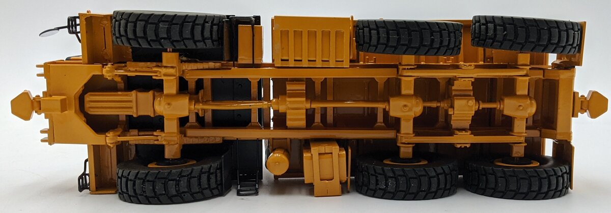 ASAM SMC267Y 1:48 Diecast Yellow Hendrickson 360 Heavy Haul Tractor NIB