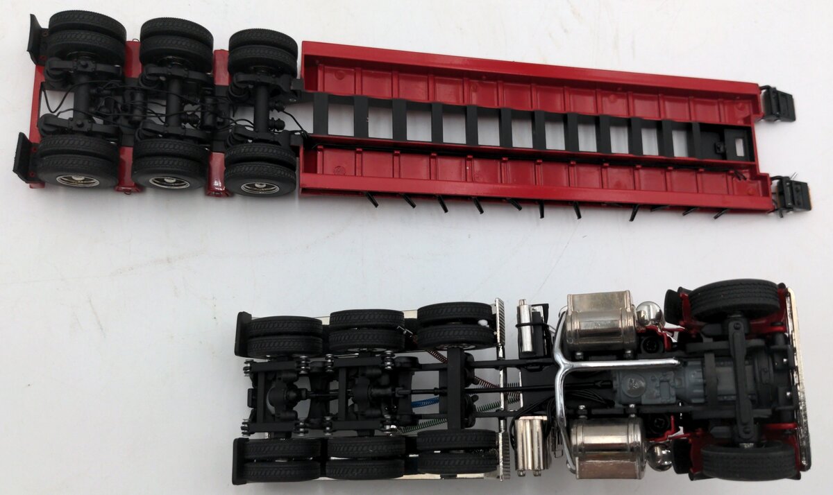Sword Models 1000-DIA 1:50 Peterbilt 379 Tractor w/Lowboy Diamond Heavy Haul NIB