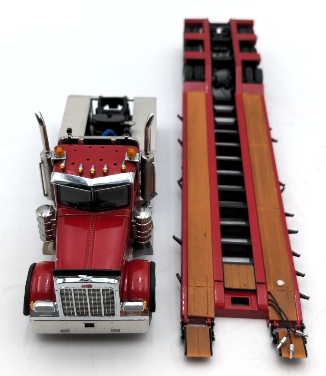 Sword Models 1000-DIA 1:50 Peterbilt 379 Tractor w/Lowboy Diamond Heavy Haul NIB