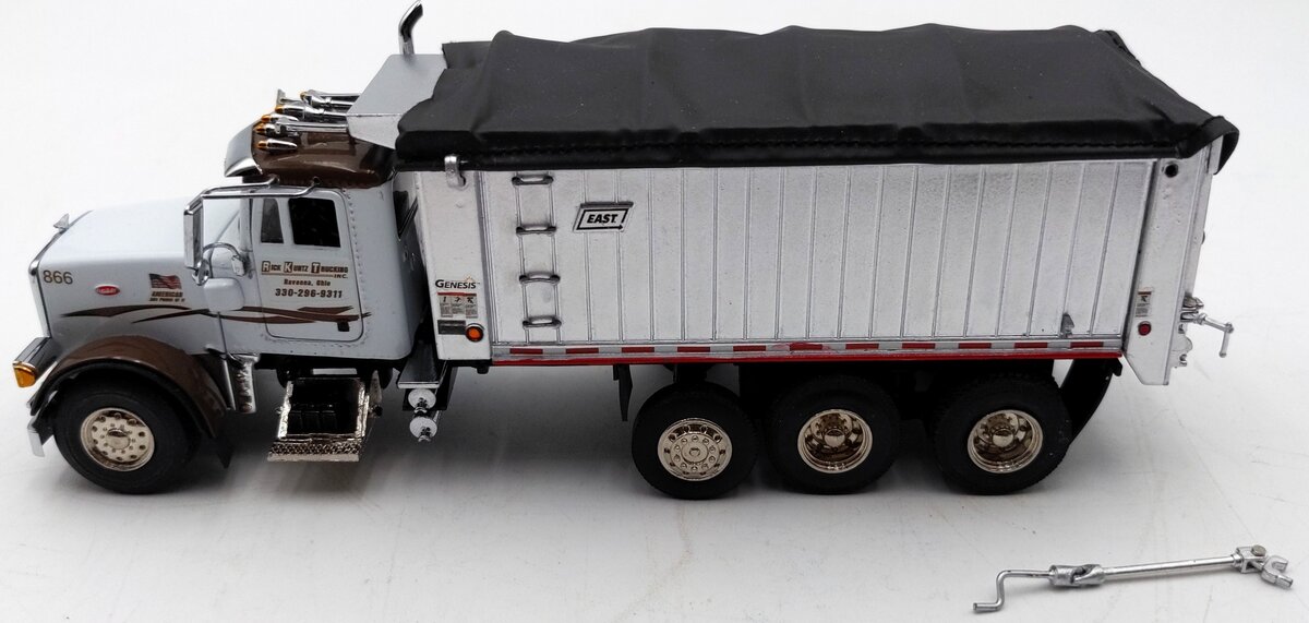 Sword Models SW2042-RKT 1:50 Rick Kuntz Peterbilt 357 w/Rigid East Genesis Dump VG