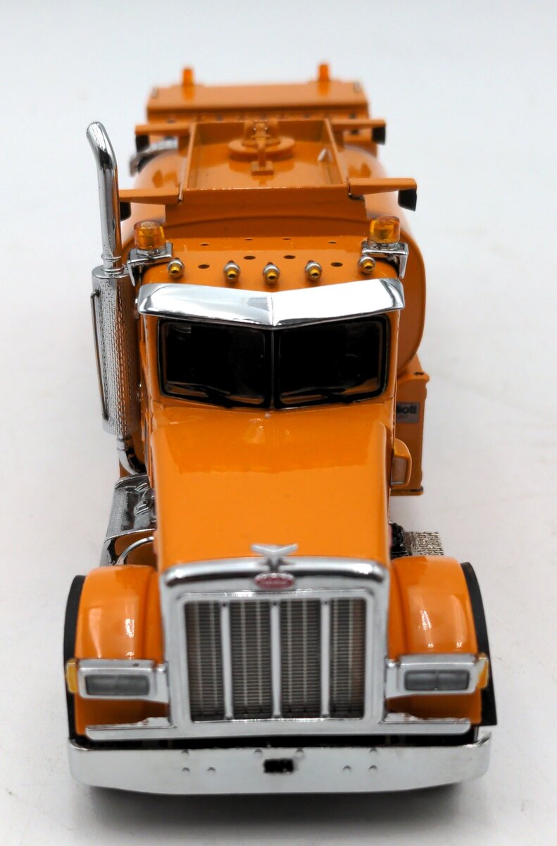 Sword Models SW2041-Y 1:50 Yellow Peterbilt 357 w/Elliot Fuel and Lube Body VG