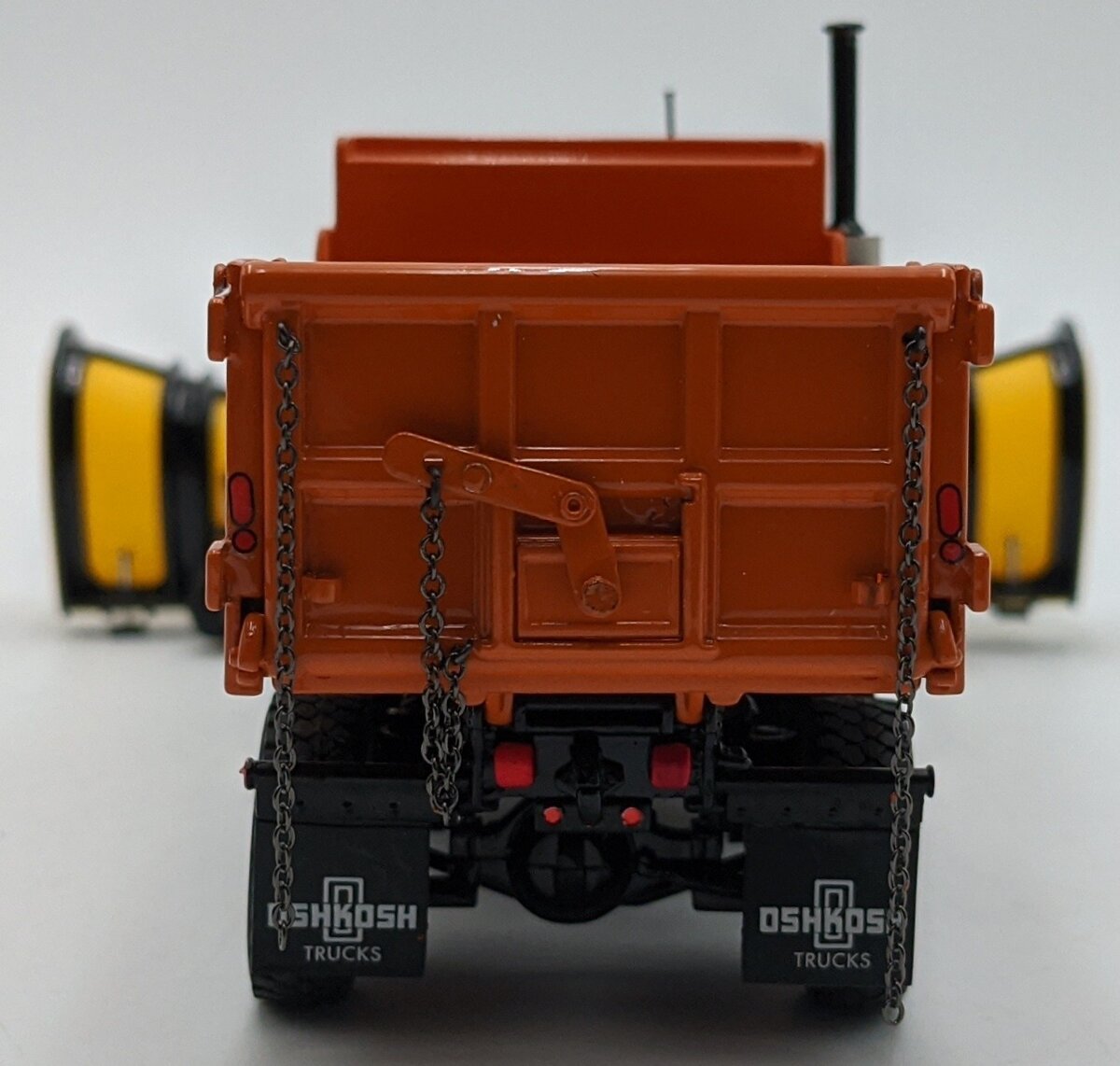 Sword Models SW3004-O 1:50 Scale Diecast Orange P-Series 2-Axle 4x4 Plow NIB