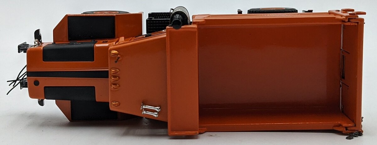 Sword Models SW3004-O 1:50 Scale Diecast Orange P-Series 2-Axle 4x4 Plow NIB