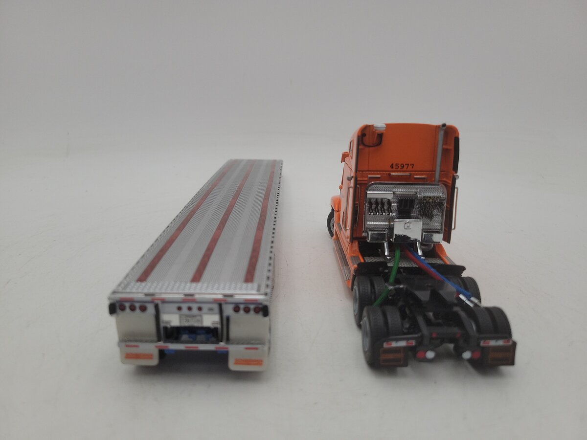 Sword Models SW3002-SCH 1:50 Scale Schneider Tractor w/East 48' Flat Bed Trailer LN/Box