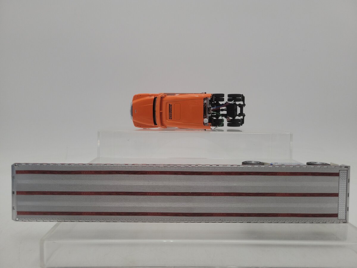 Sword Models SW3002-SCH 1:50 Scale Schneider Tractor w/East 48' Flat Bed Trailer LN/Box
