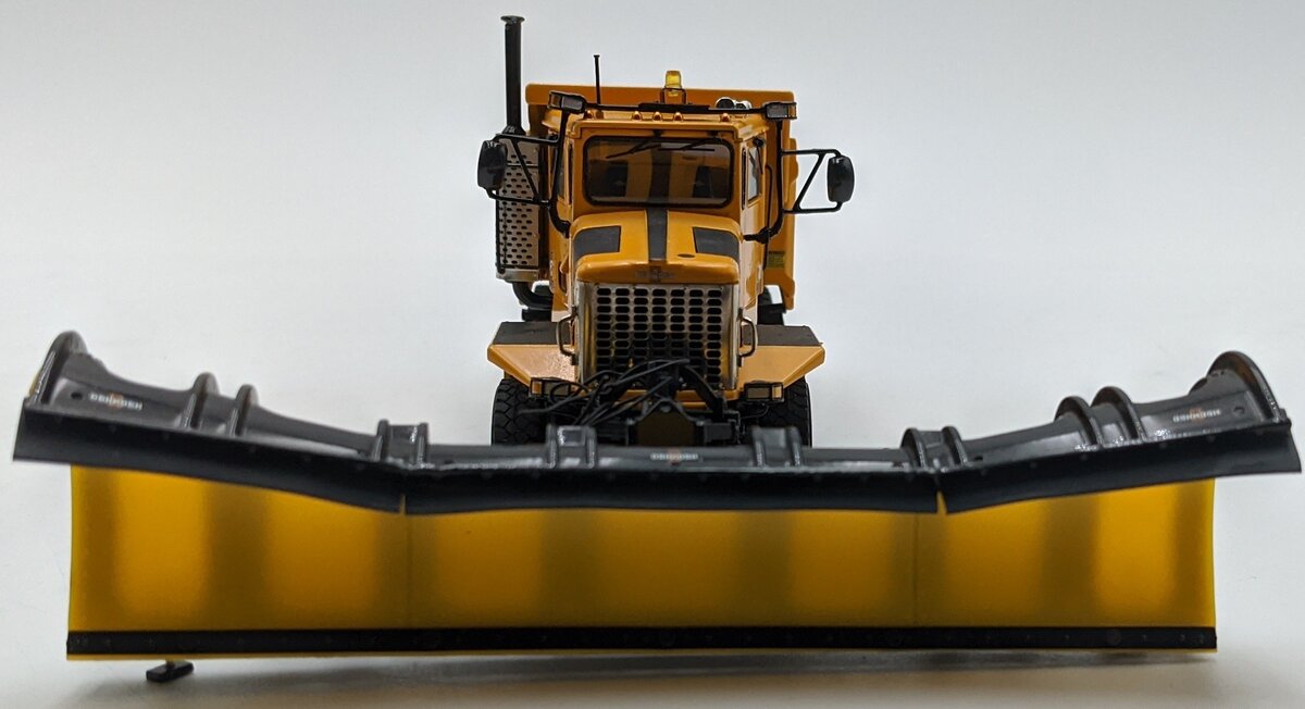 Sword Models SW3005-Y 1:50 Diecast Yellow P-Series 3-Axle 4x4 Snow Plow LN/Box