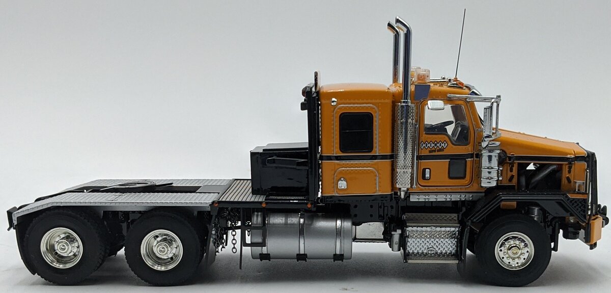 WSI 32-2001 1:50 Diecast Premay Kenworth C500B Heavy Tractor W/Ballast Box NIB