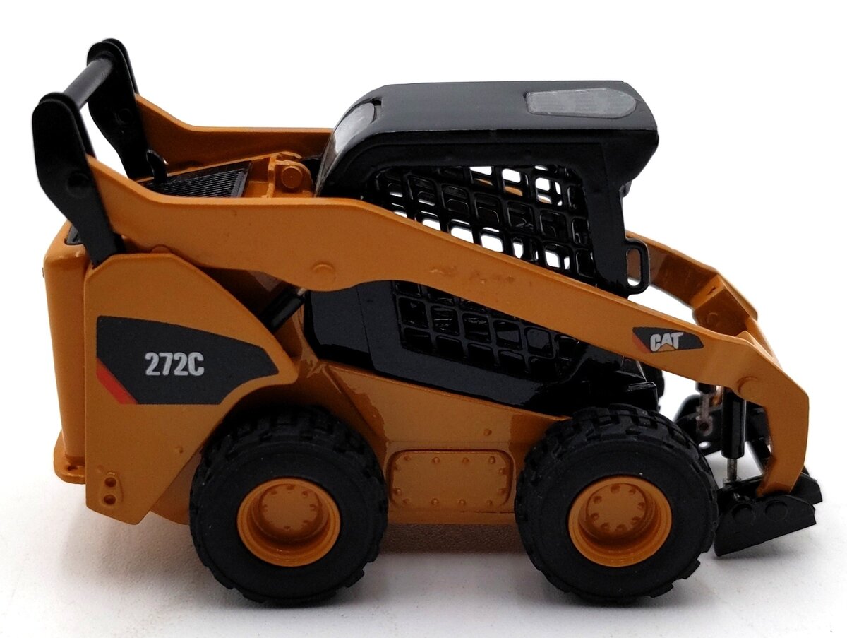 CCM 272C 1:48 Scale CAT Skid Steer Loader All Brass Model NIB