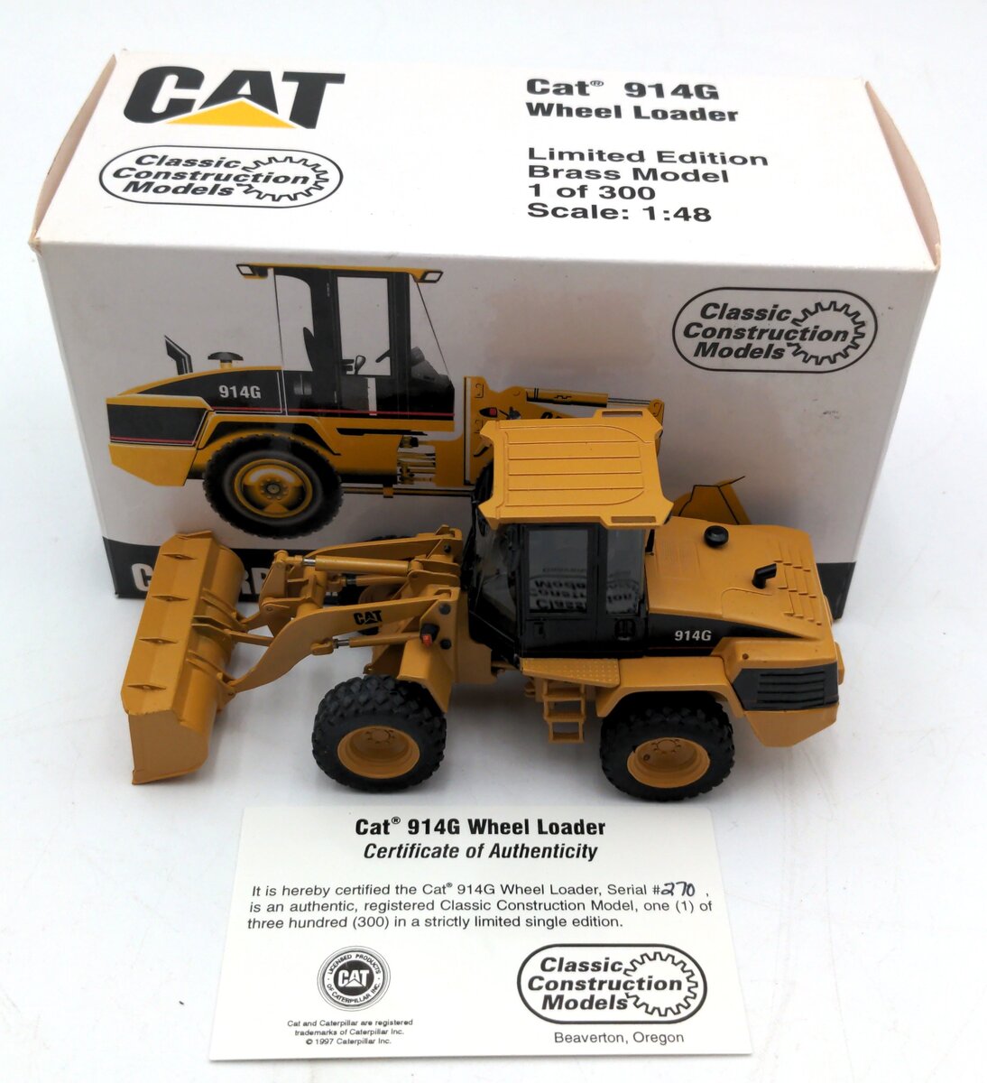 CCM 914G 1:48 Scale Diecast CAT Wheel Loader NIB