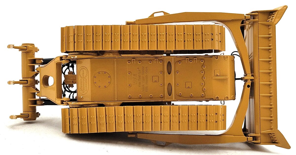 CCM 1:24 Cat D7E Track-Type Tractor LN/Box