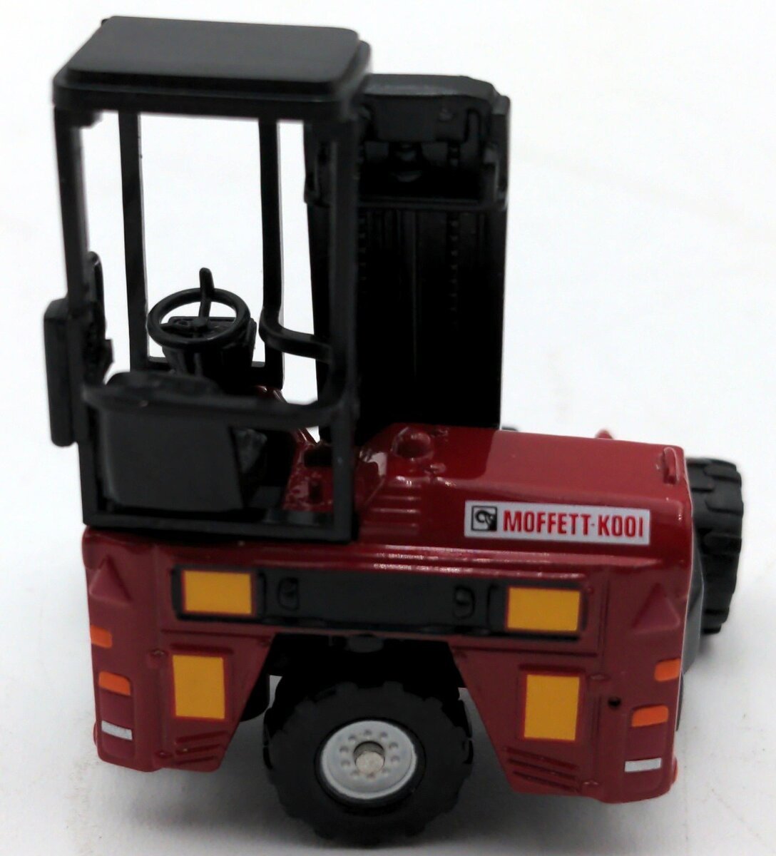 Corgi CC19801 1:50 Scale Diecast Moffett-K001 Trailer Forklift NIB