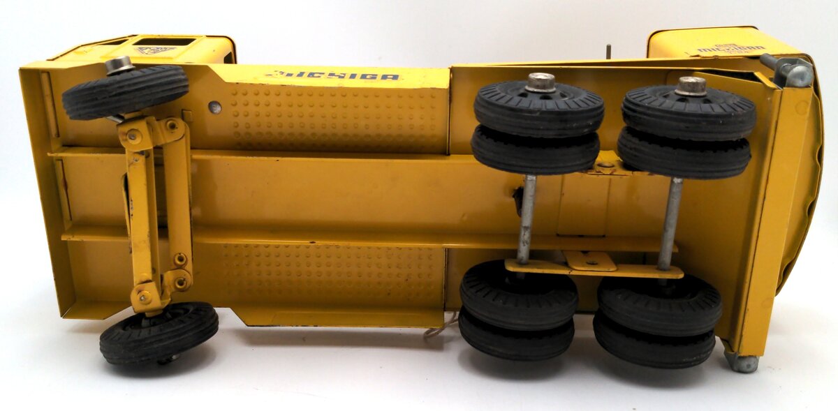 Nylint 1:16 Scale Diecast Michigan Yellow 3 Axle Mobile Outdoor Toy Crane
