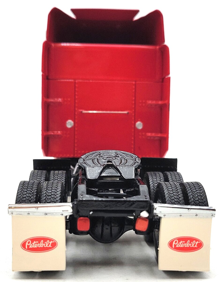 Franklin Mint 1:32 Scale Peterbilt Model 379 Tractor LN