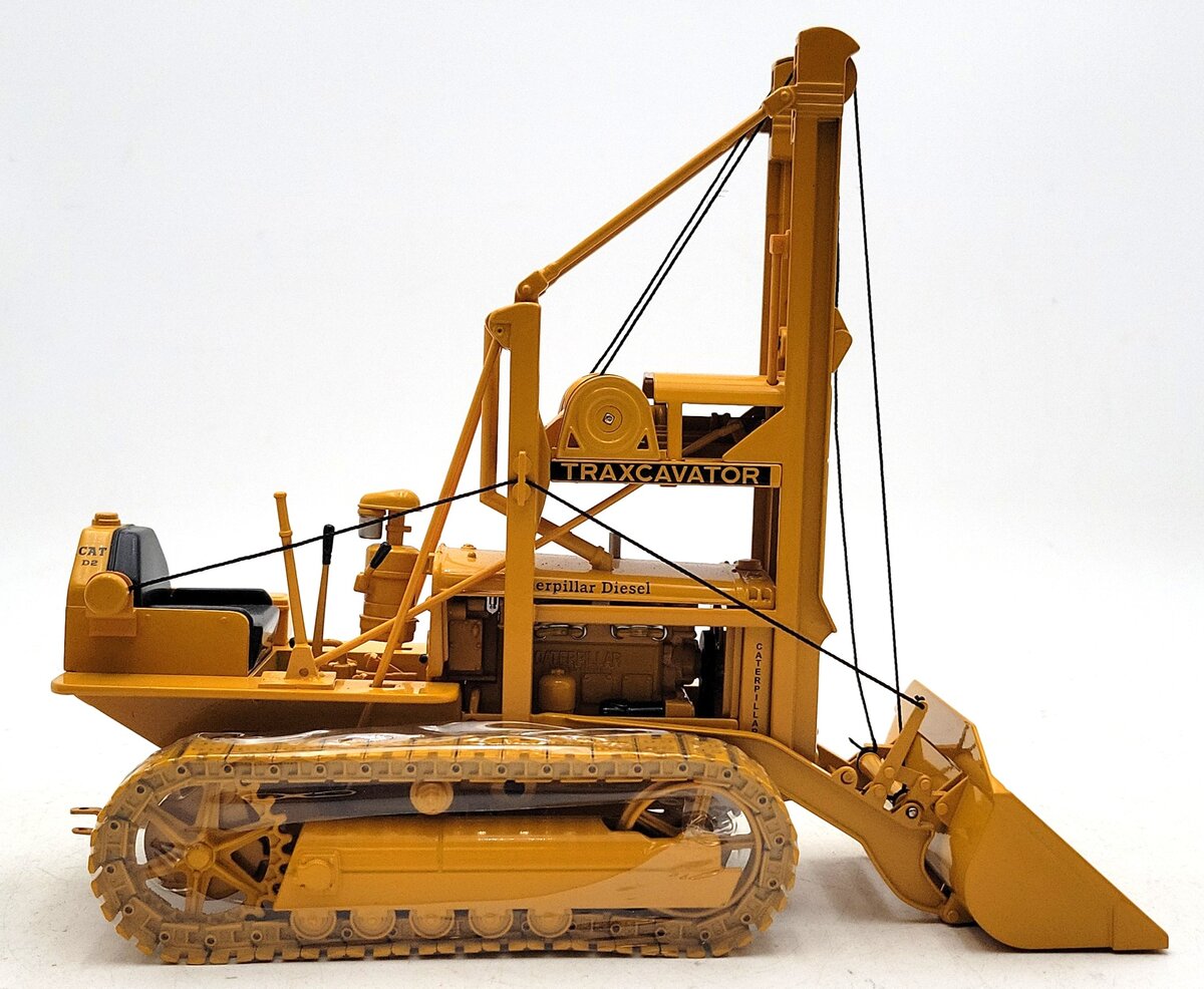 Spec Cast CUST 850 1:16 D2 Die-Cast 5U Track-Type Tractor Traxcavator EX/Box