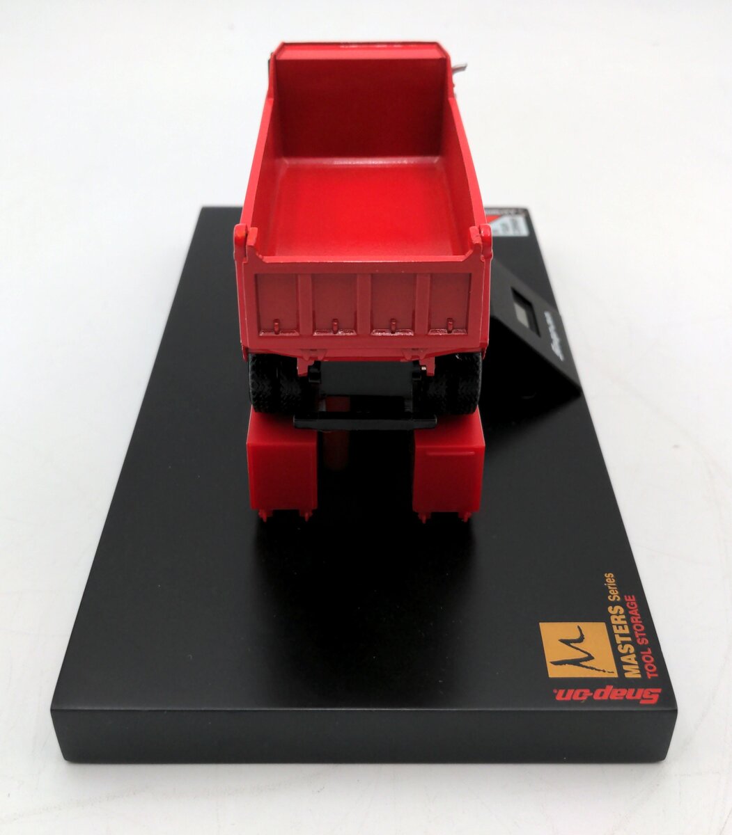 Crown Premiums 2007 1:50 Diecast Truck on Masters Series Storage Unit Desk Clock NIB
