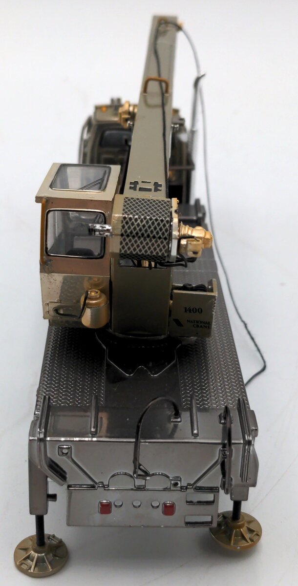 TWH Collectibles 1400 1:50 Diecast National Boom Truck Sterling Gold Edition EX/Box