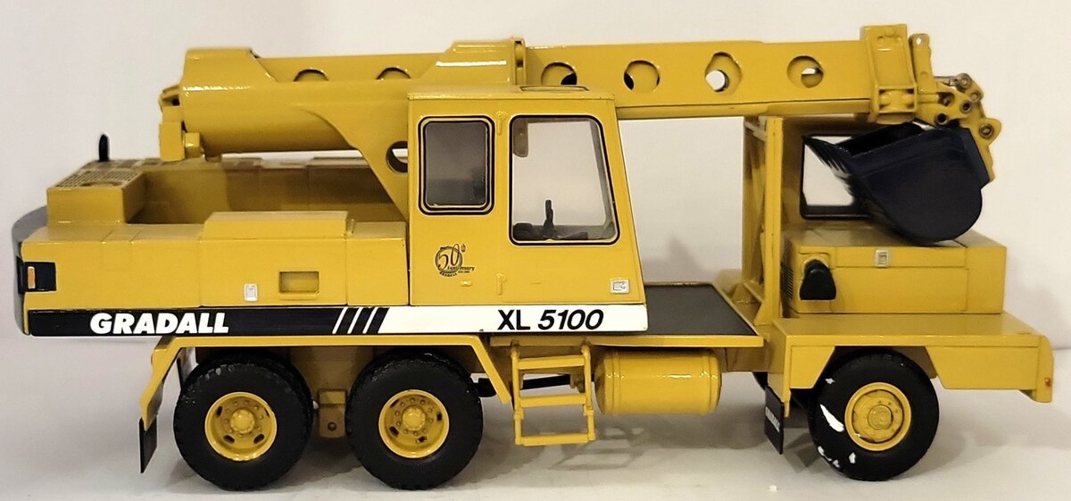 Gradall XL5100 1:50 Hydraulic Excavator Limited Edition Replica in Yellow LN/Box