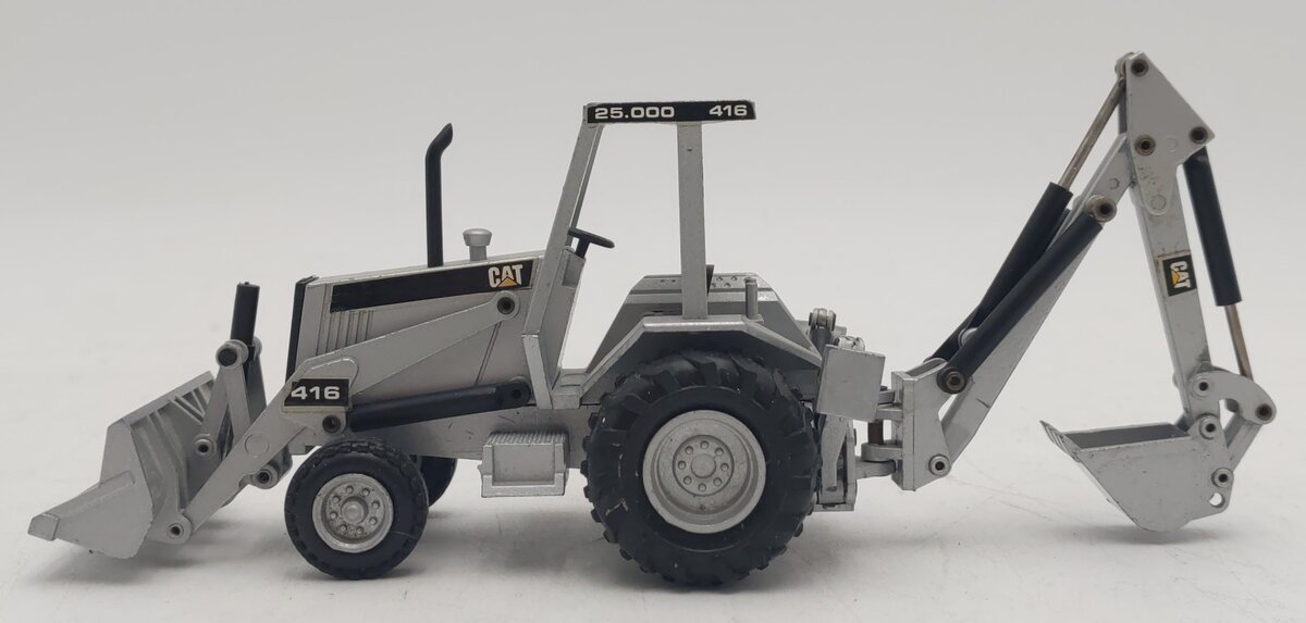 NZG 285 1:50 Silver Caterpillar 416 Backhoe Loader EX