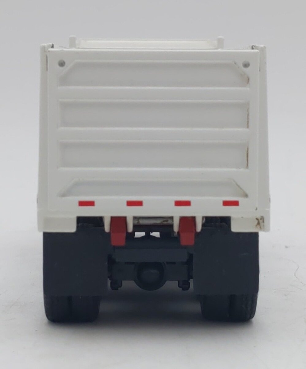 Conrad 1:50 Red & White International 5600i Dump Truck EX